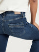 Cross_Anya_P_489_228_cross_jeans_Detailbild_hinten_gesäss